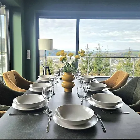 Luxus-penthouse Mit Einzigartigem Schlossblick *