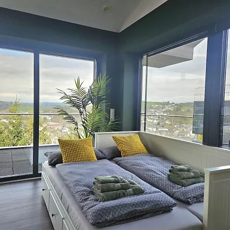 Luxus-penthouse Mit Einzigartigem Schlossblick Lejlighed
