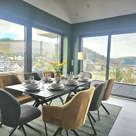 Lejlighed Luxus-penthouse Mit Einzigartigem Schlossblick